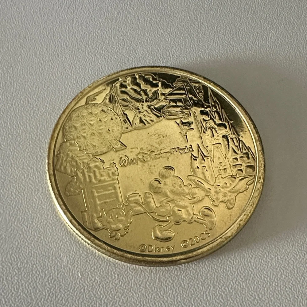 Stitch Collectible Gold Medallion Coin - Picture 2 of 2